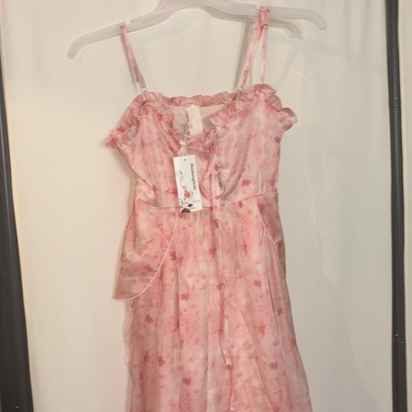 Beautiful pink fairy dress - Picture 2 of 6